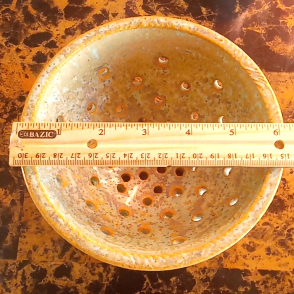 This beauty is a Ceramic Colander Strainer   Berry